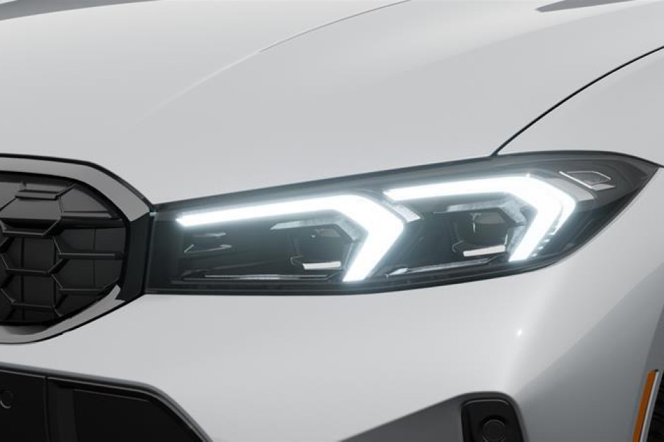 2026 BMW 3 Series - Image 6
