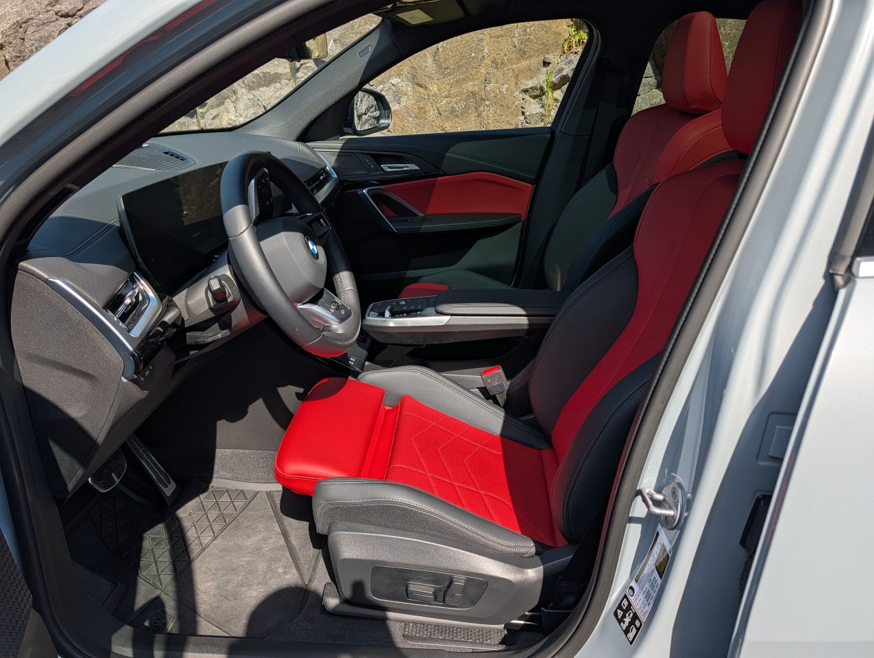 2025 BMW X2 - Image 10