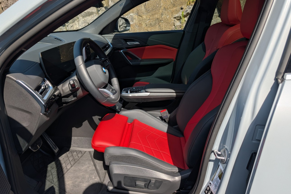 2025 BMW X2 - Image 10