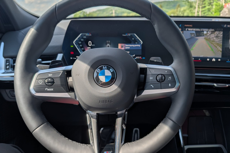 2025 BMW X2 - Image 11