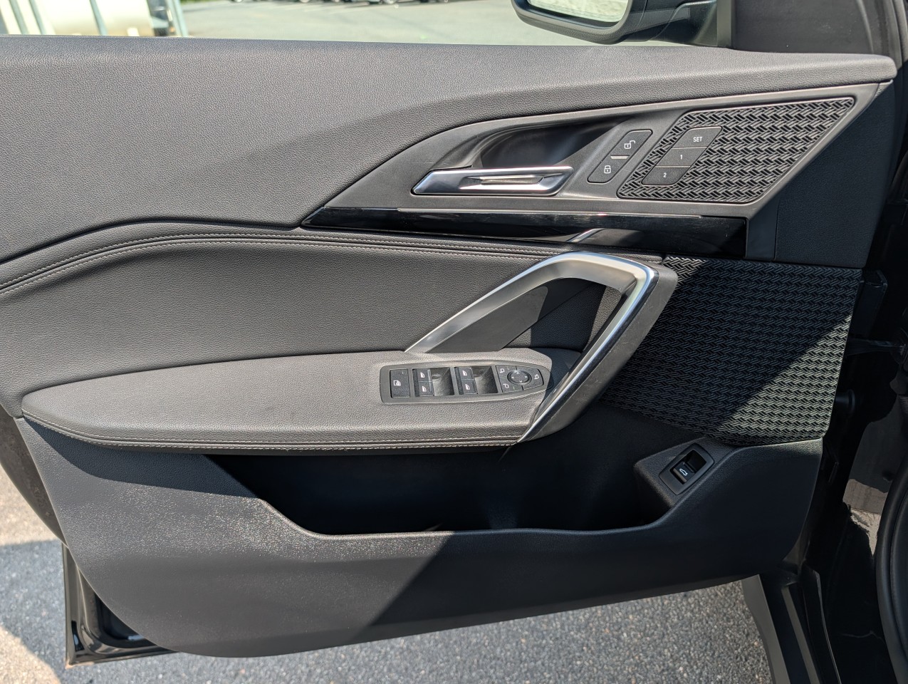 2023 BMW X1 - Image 9