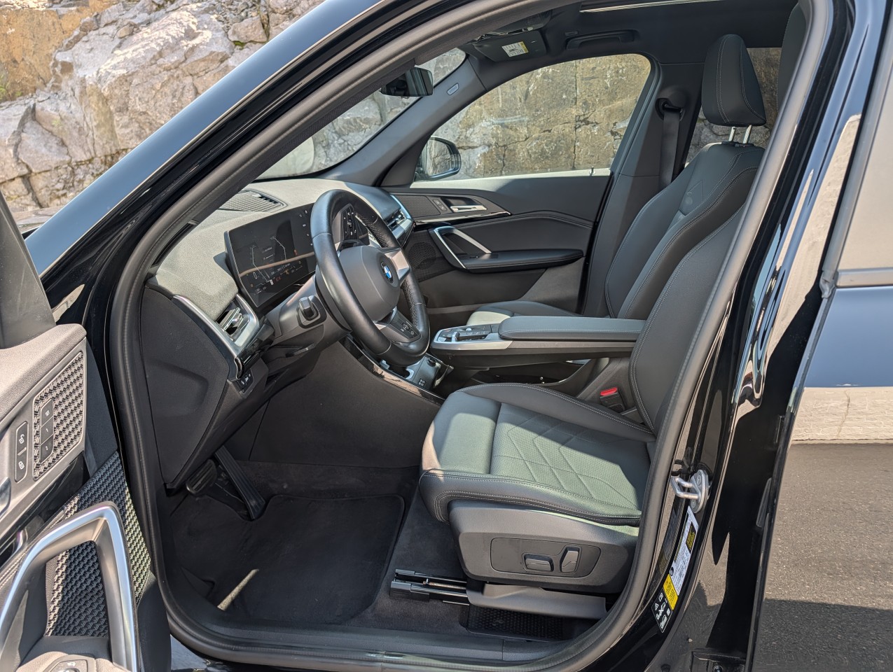 2023 BMW X1 - Image 11