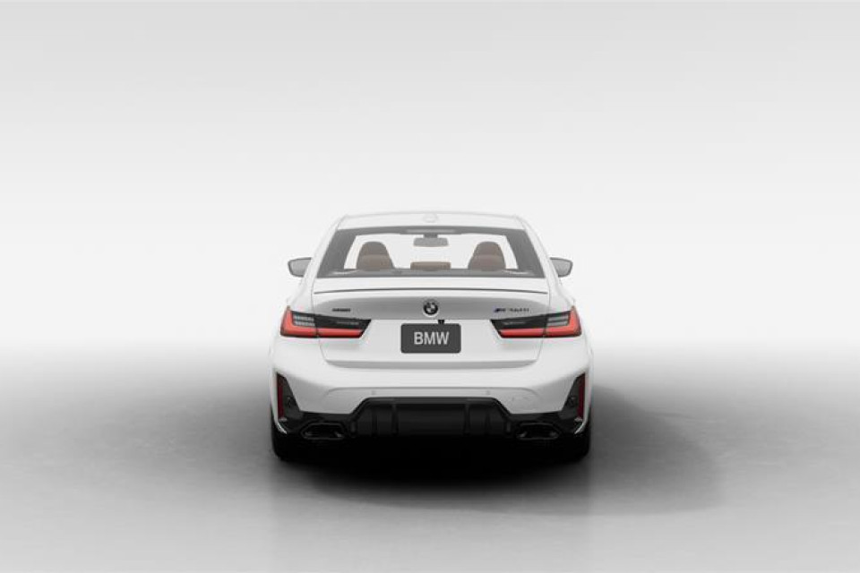 2026 BMW 3 Series - Image 5