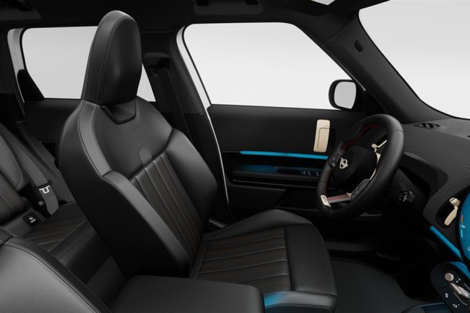 2026 MINI Countryman - Image 9