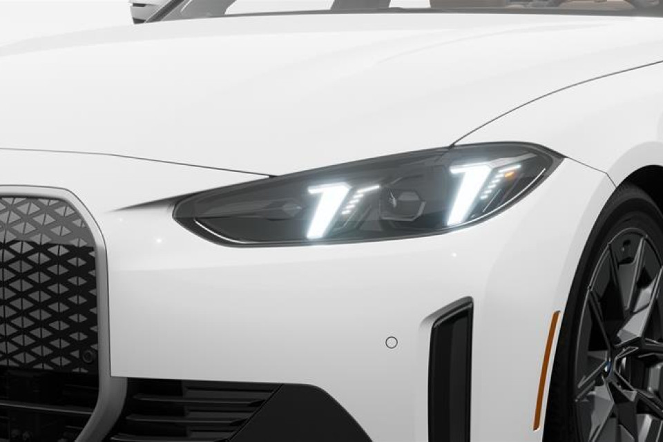 2026 BMW i4 - Image 5