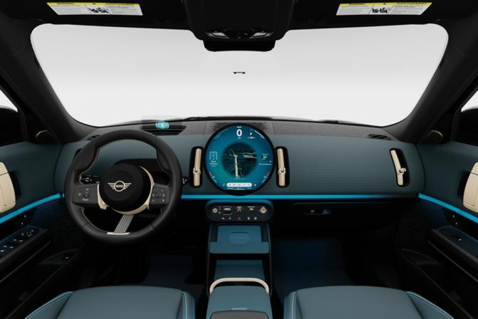 2026 MINI Countryman - Image 11