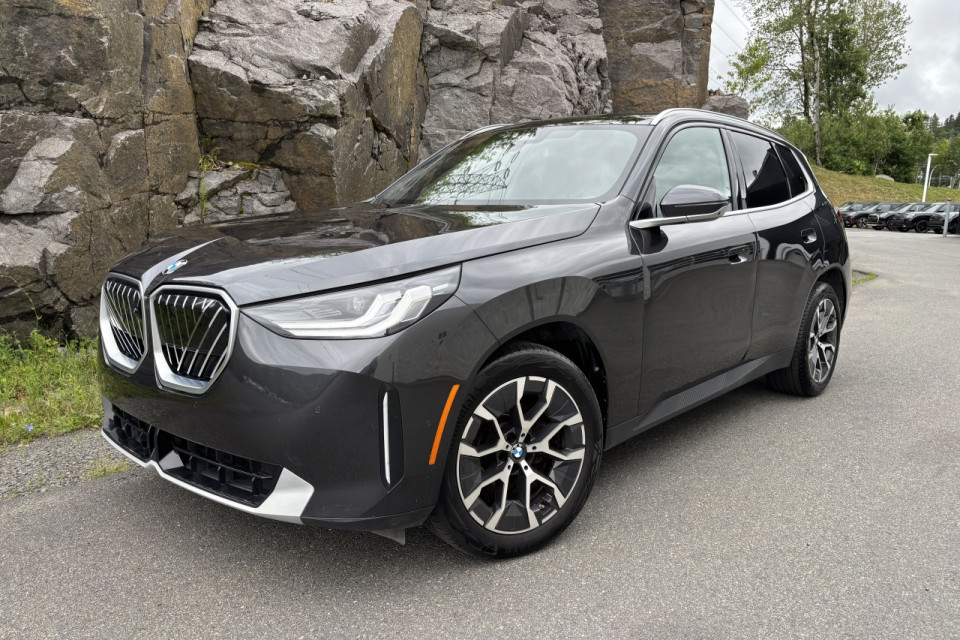 2025 BMW X3 - Image 1