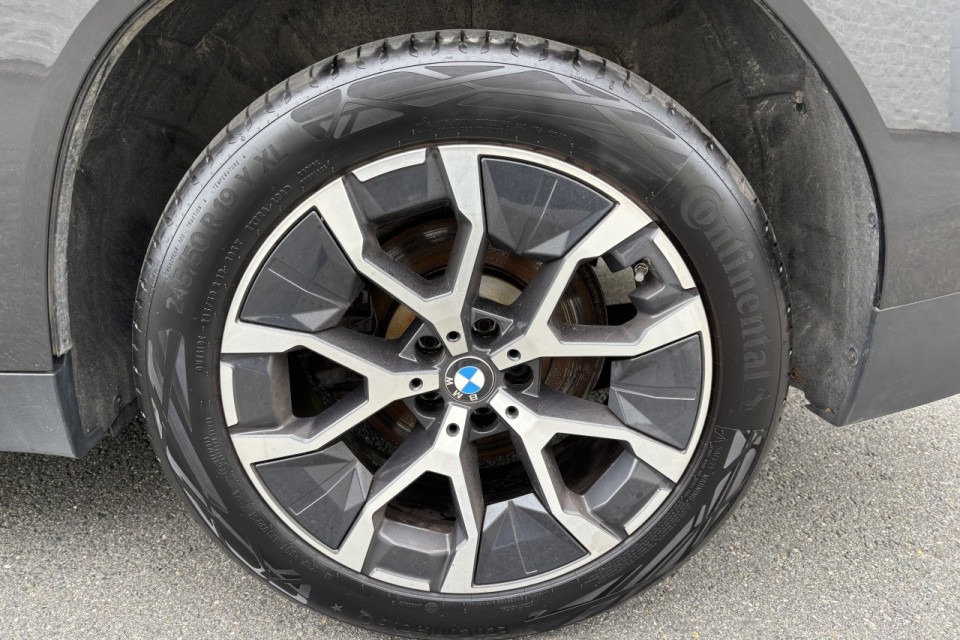 2025 BMW X3 - Image 4