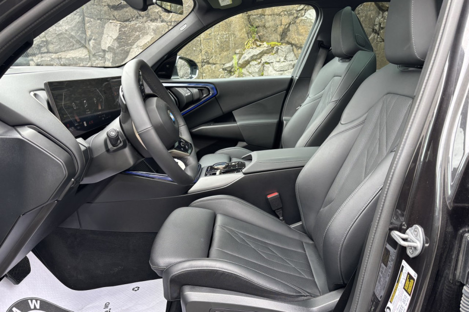 2025 BMW X3 - Image 11
