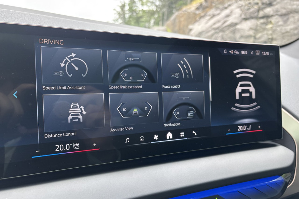 2025 BMW X3 - Image 19
