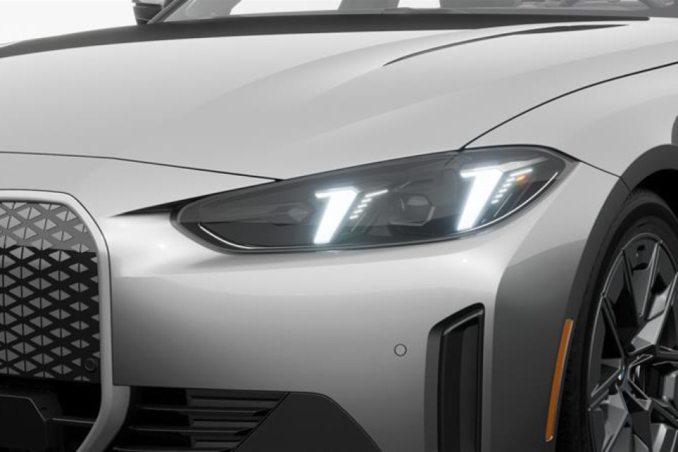 2026 BMW i4 - Image 6