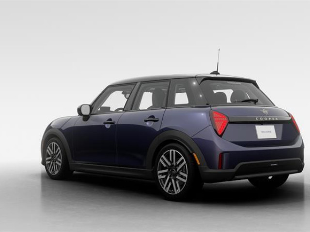 2026 MINI 5 Door — 2