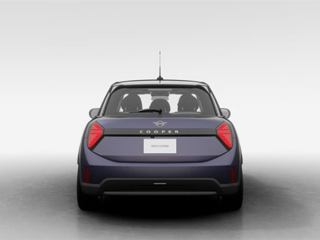2026 MINI 5 Door — 4