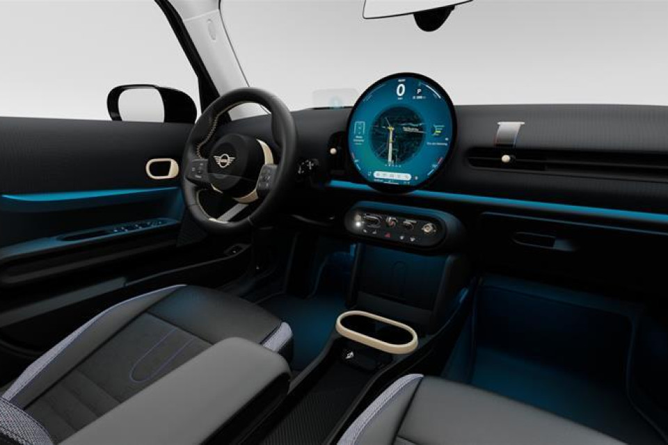 2026 MINI 5 Door - Image 10