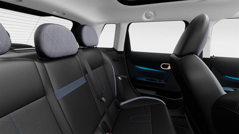 2026 MINI 5 Door - Image 14