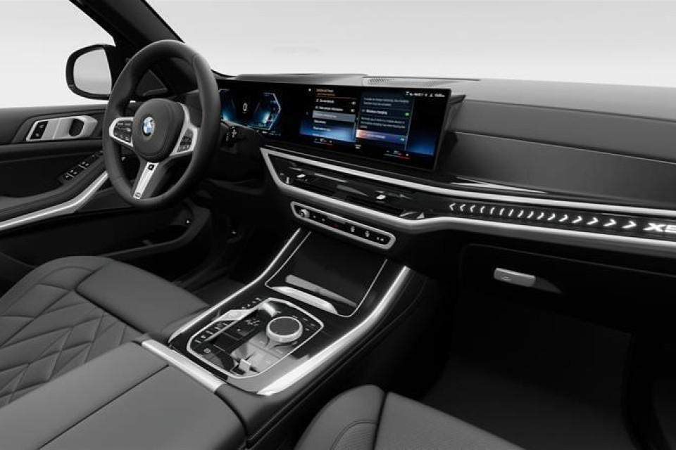 2026 BMW X5 - Image 14
