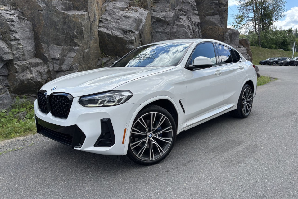 2022 BMW X4 - Image 1