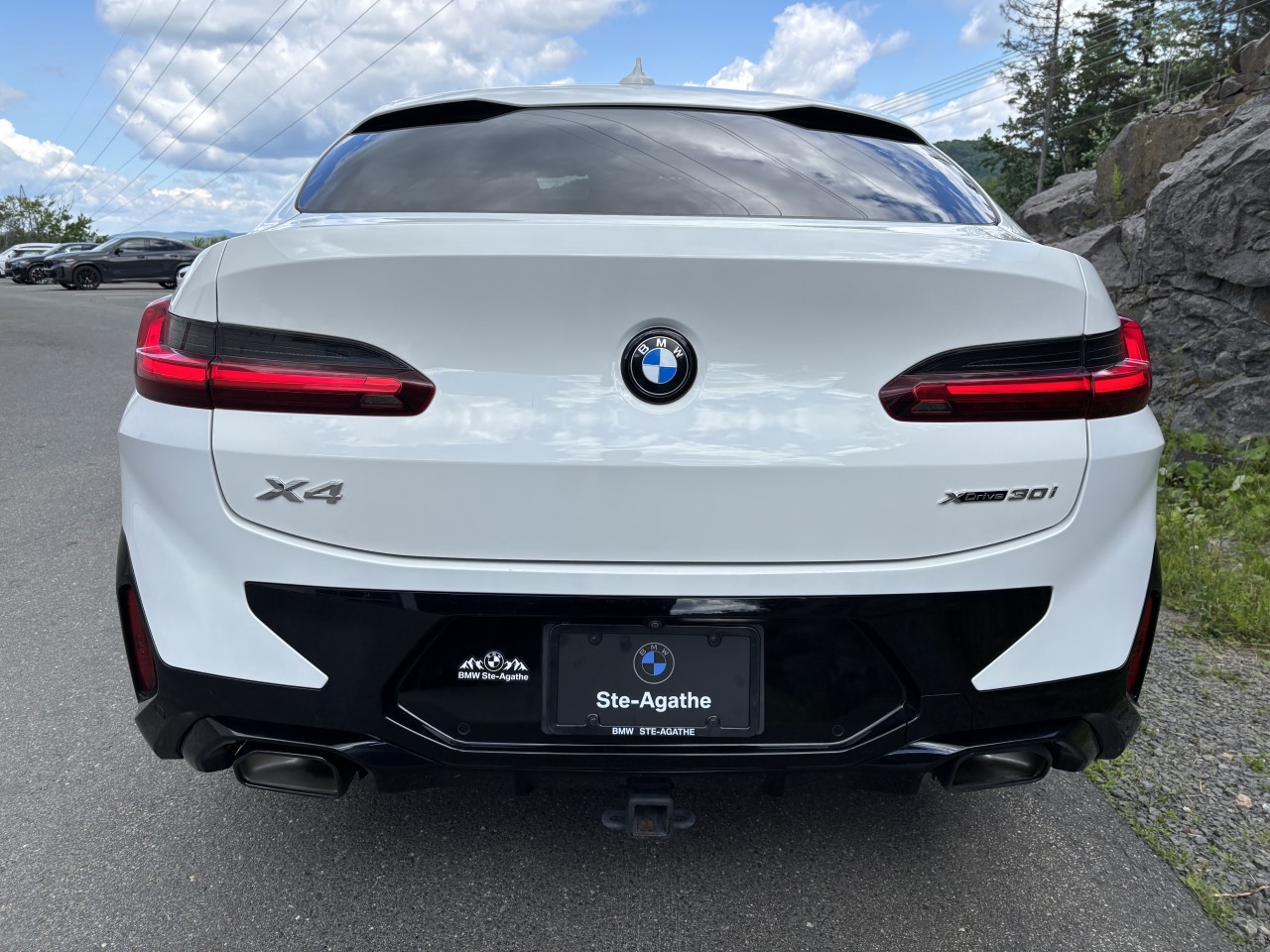 2022 BMW X4 - Image 5
