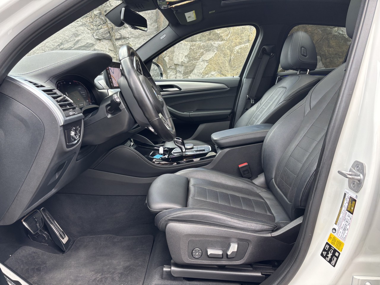 2022 BMW X4 - Image 11