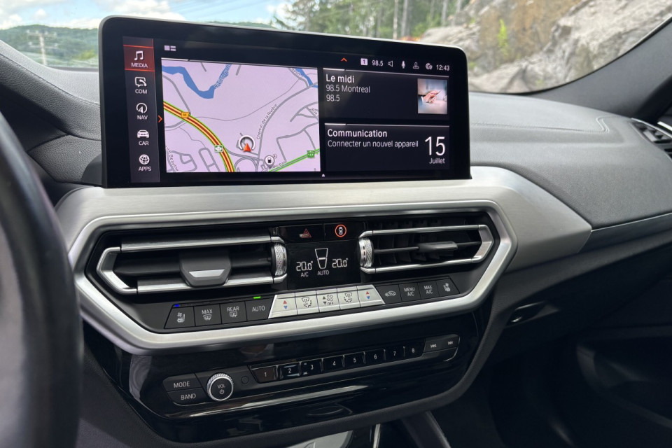 2022 BMW X4 - Image 15