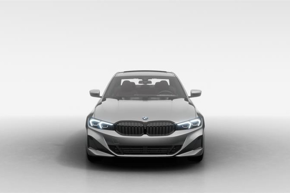2026 BMW 3 Series - Image 3