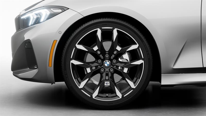2026 BMW 3 Series - Image 7