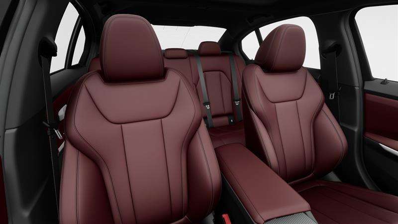2026 BMW 3 Series - Image 11