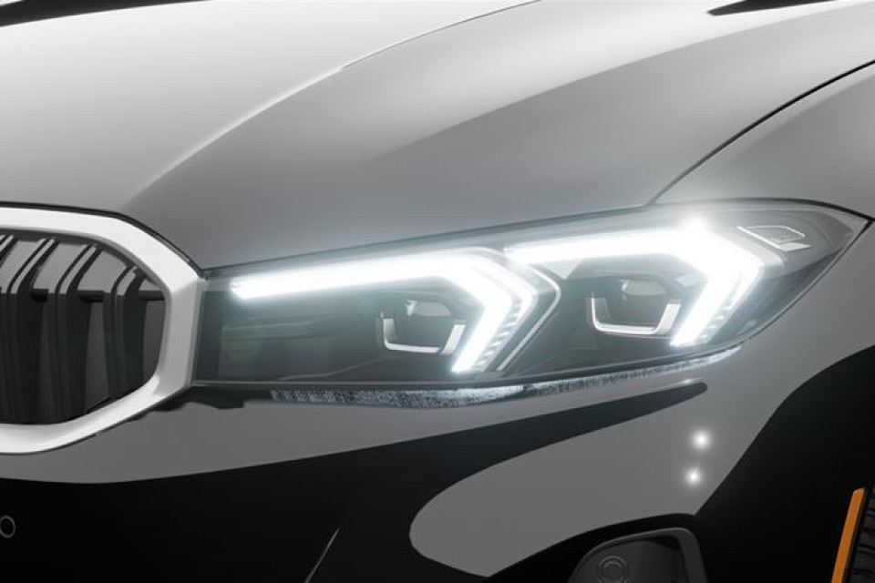 2026 BMW 3 Series - Image 6
