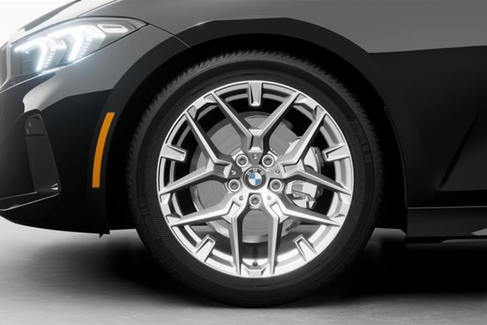 2026 BMW 3 Series - Image 7