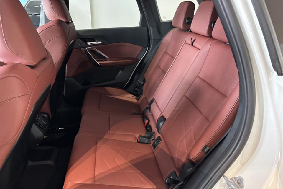 2026 BMW X1 - Image 11