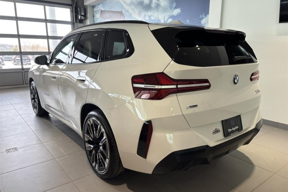 2026 BMW X3 - Image 4