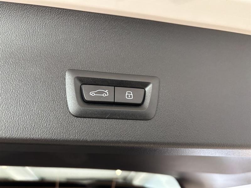 2026 BMW X3 - Image 7