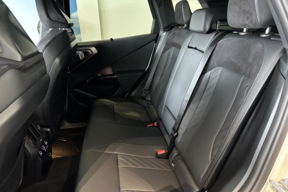 2026 BMW X3 - Image 15