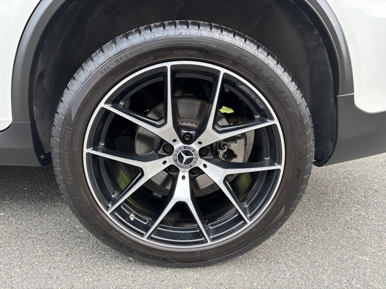 2023 Mercedes-Benz GLC - Image 3