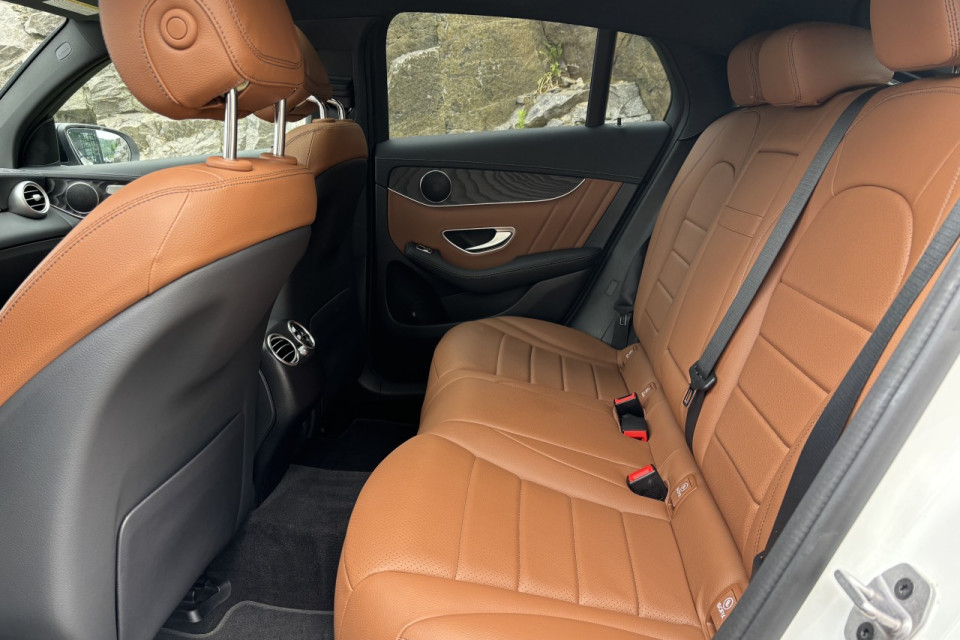 2023 Mercedes-Benz GLC - Image 13