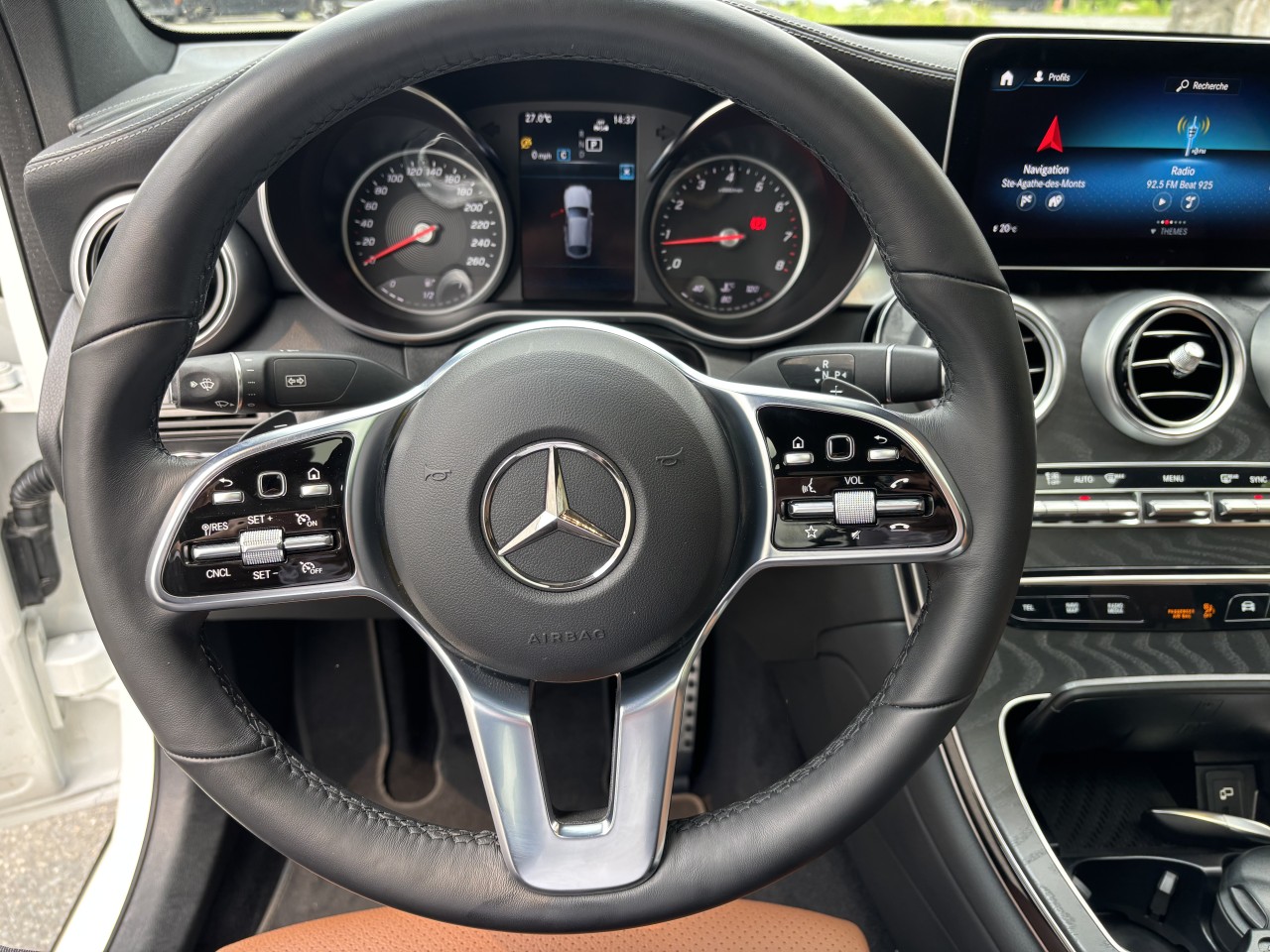 2023 Mercedes-Benz GLC - Image 14