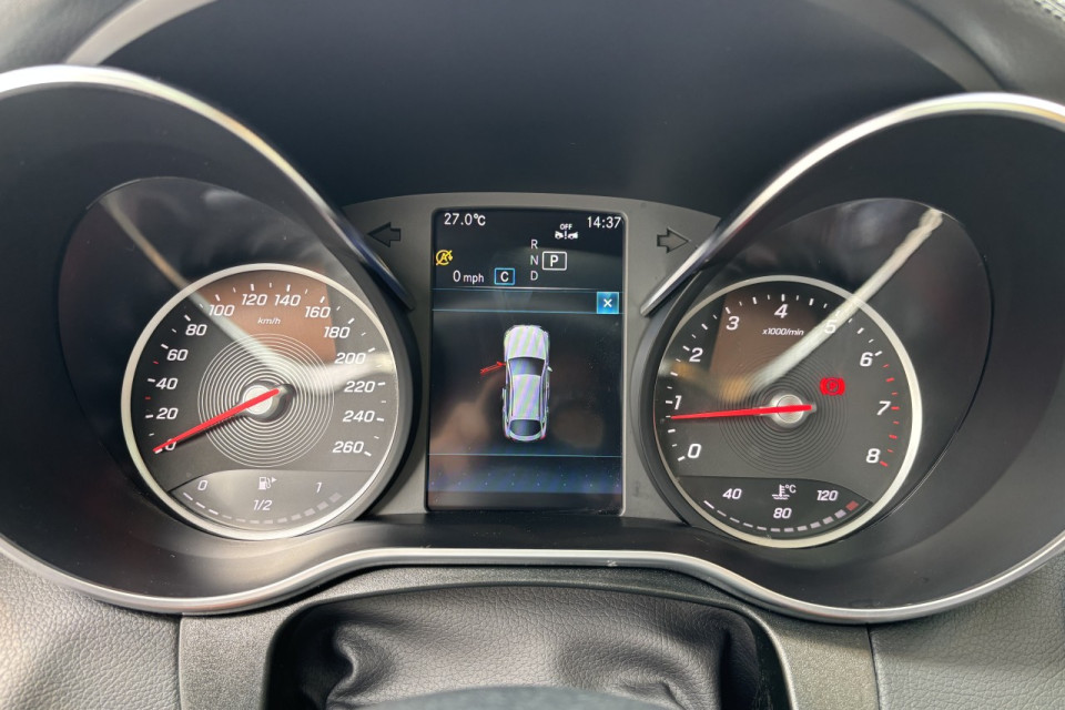 2023 Mercedes-Benz GLC - Image 15