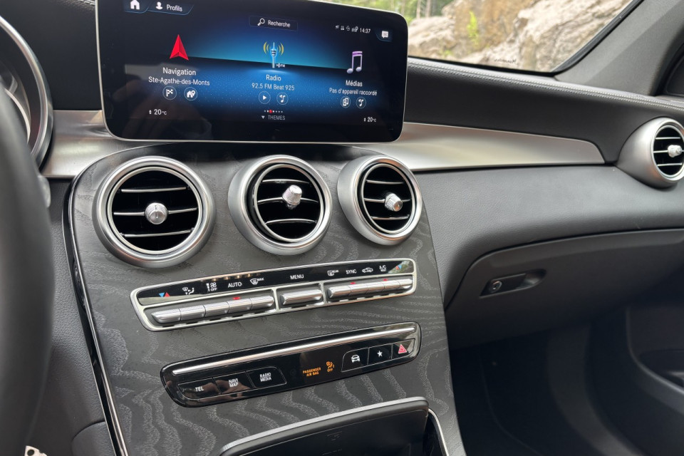 2023 Mercedes-Benz GLC - Image 16