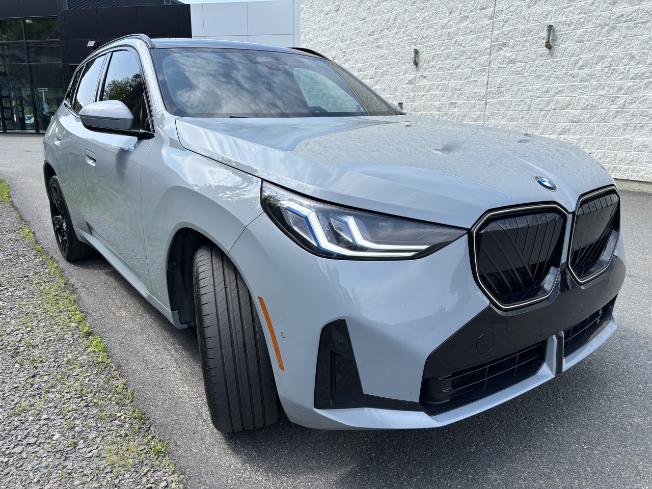2025 BMW X3 - Image 9