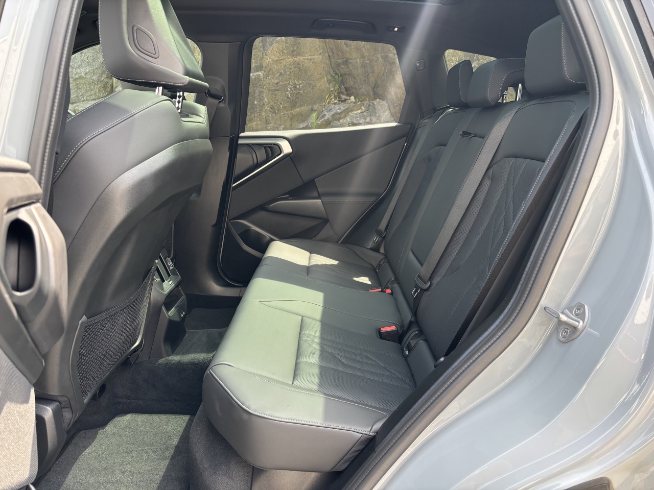 2025 BMW X3 - Image 12