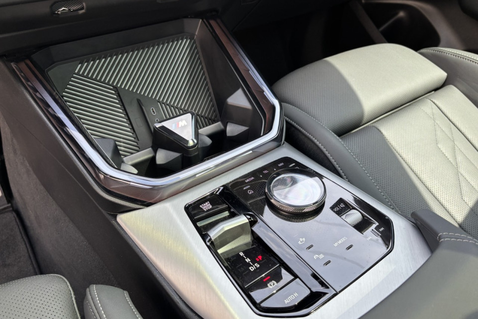 2025 BMW X3 - Image 17