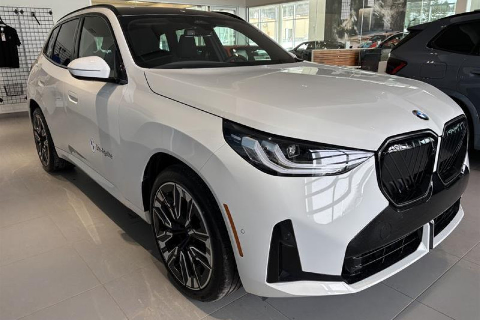 2026 BMW X3 - Image 9