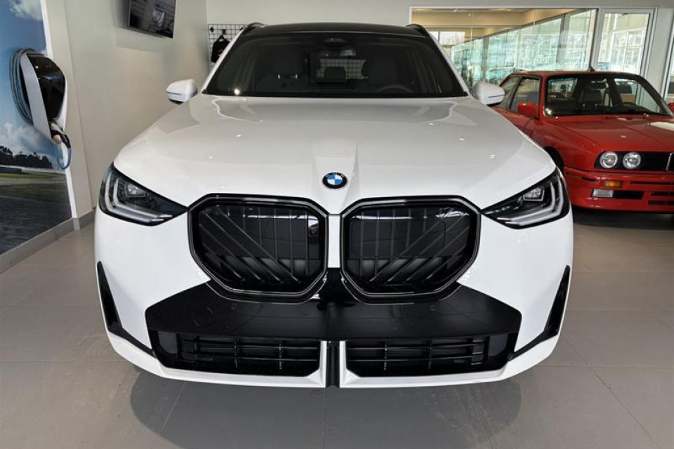 2026 BMW X3 - Image 10