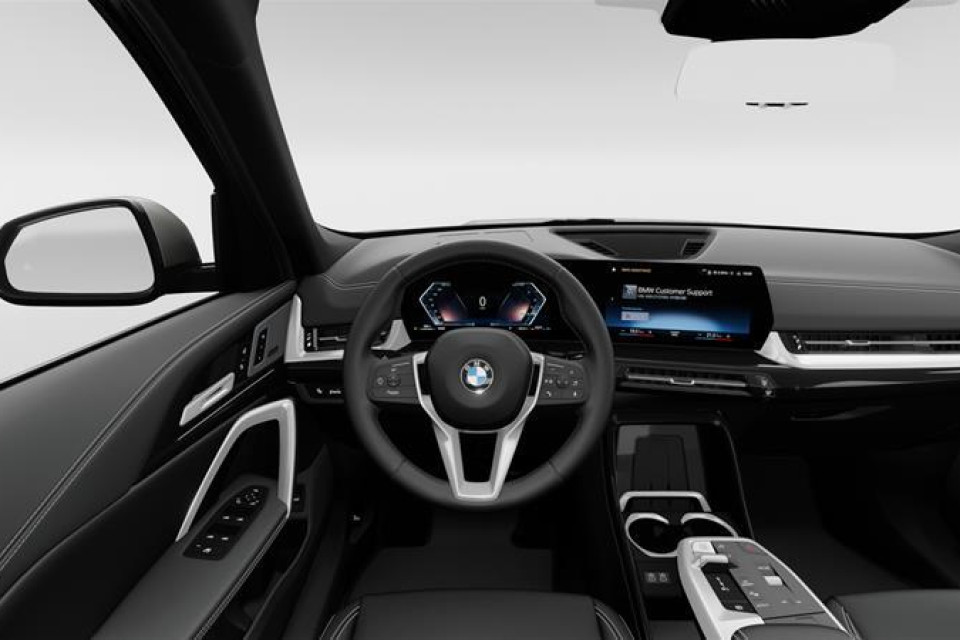 2026 BMW X1 - Image 11