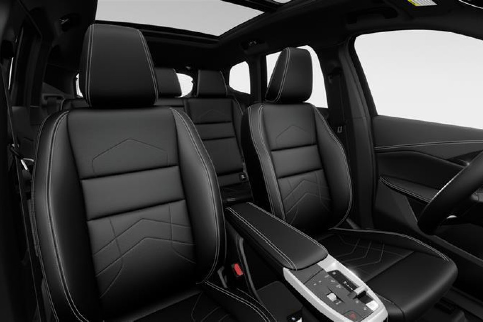 2026 BMW X1 - Image 13