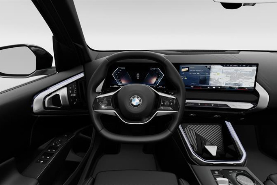 2026 BMW X3 - Image 13