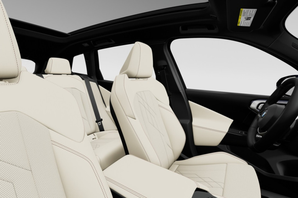 2026 BMW X3 - Image 7