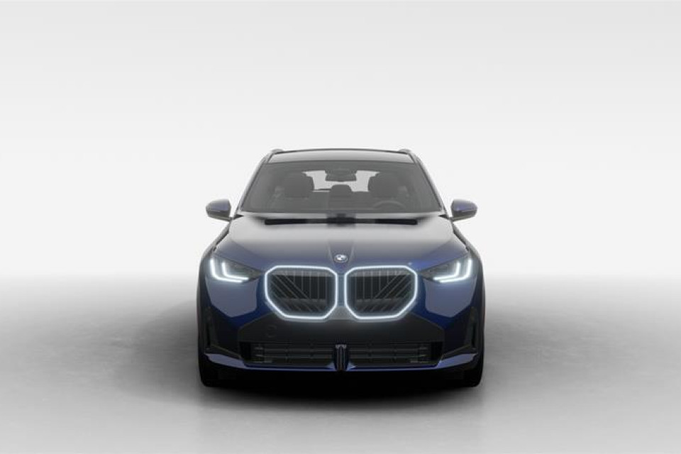 2026 BMW X3 - Image 4