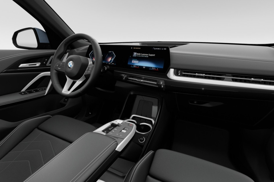 2026 BMW X1 - Image 14