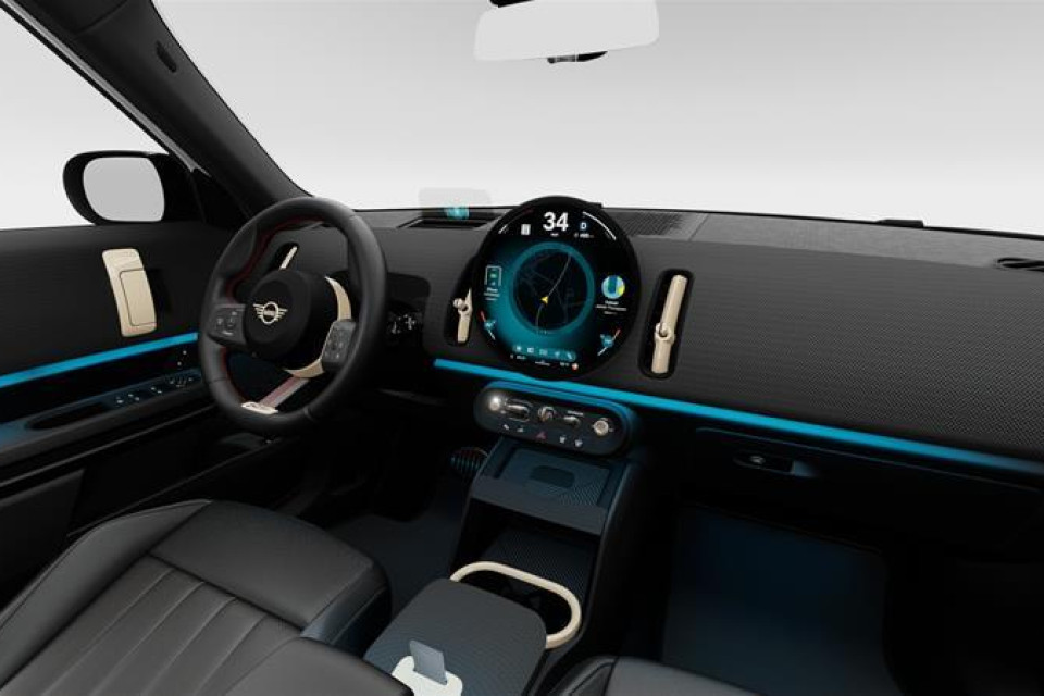2027 MINI Countryman - Image 2